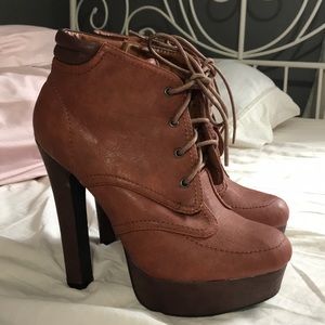 High Heeled Lace-Up Booties